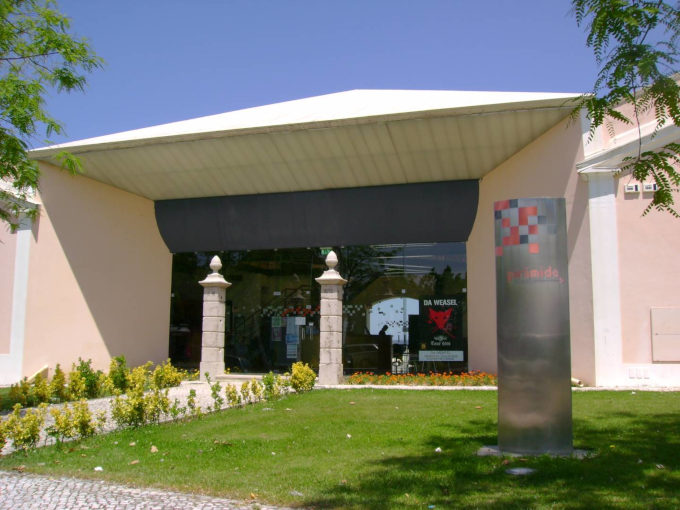 Edifício Pirâmide – Universidade Aberta